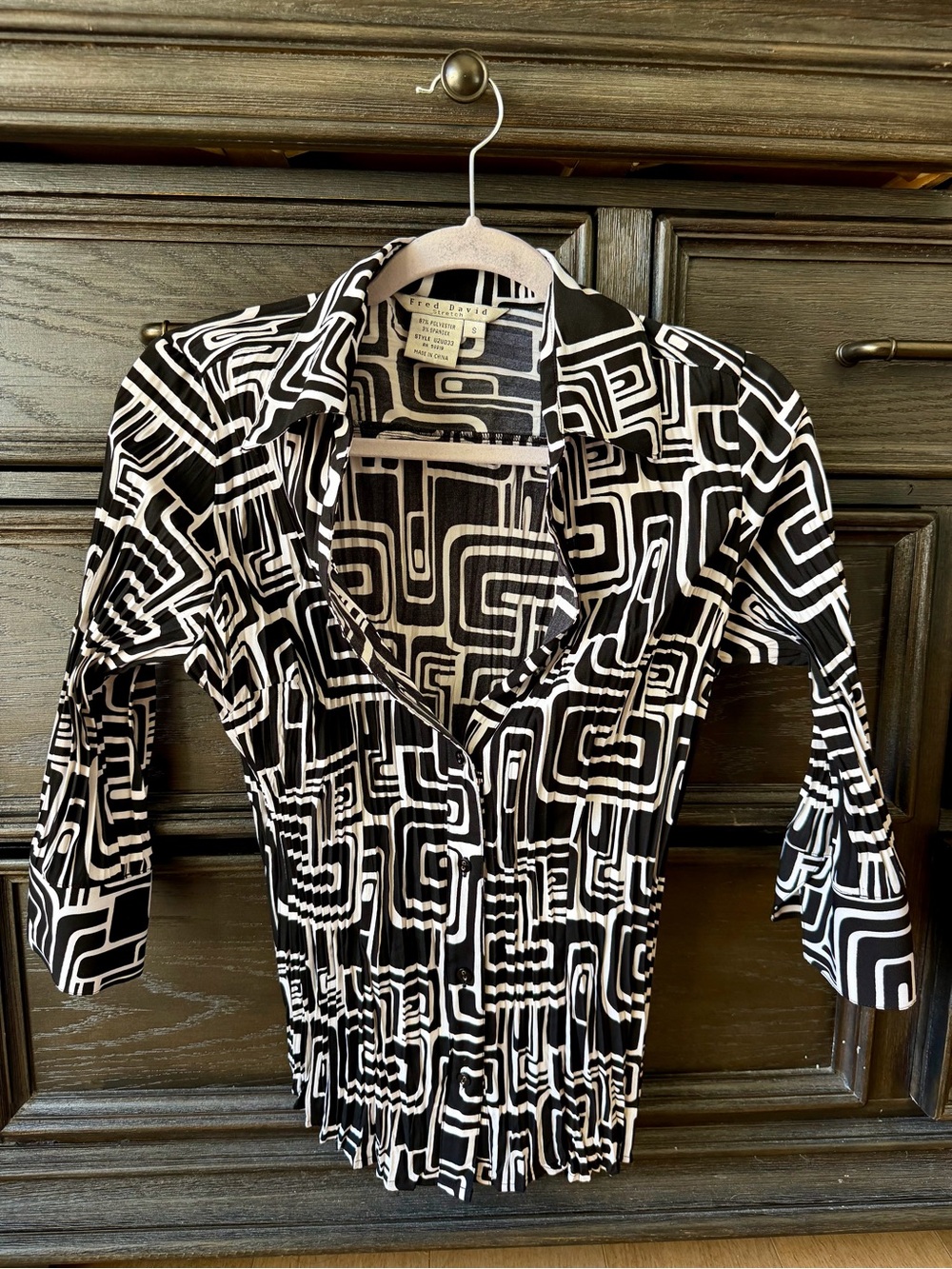 Fred David Black and White Geometric Button-Front Top